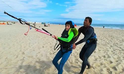 Curso kitesurf para niños